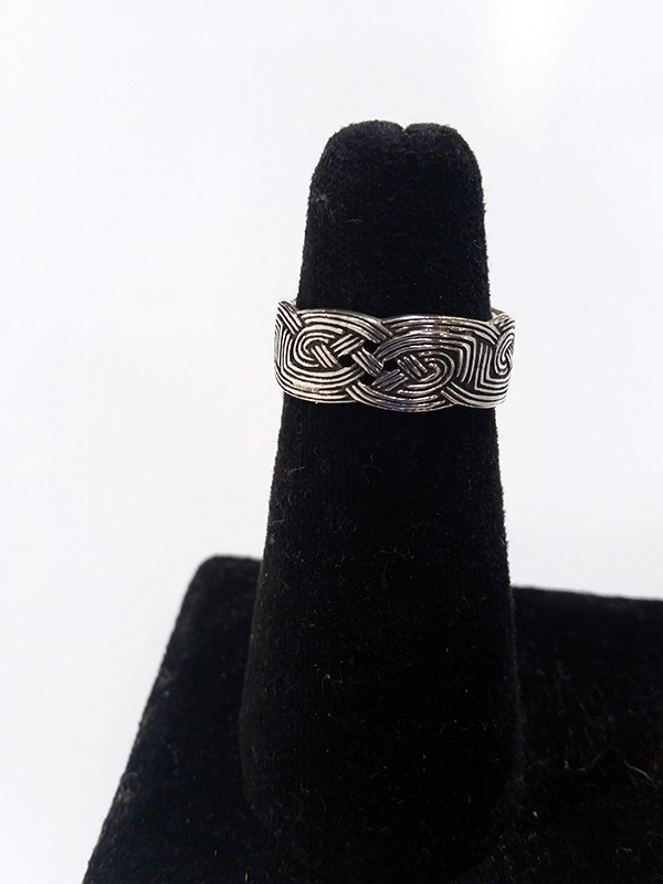 Celtic Knot Infinity Ring - Click Image to Close