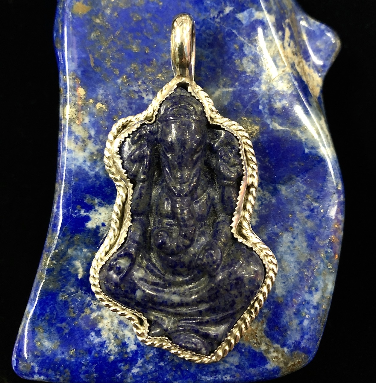 Ganesh Lapis Lazuli Sterling Silver Pendant - Click Image to Close