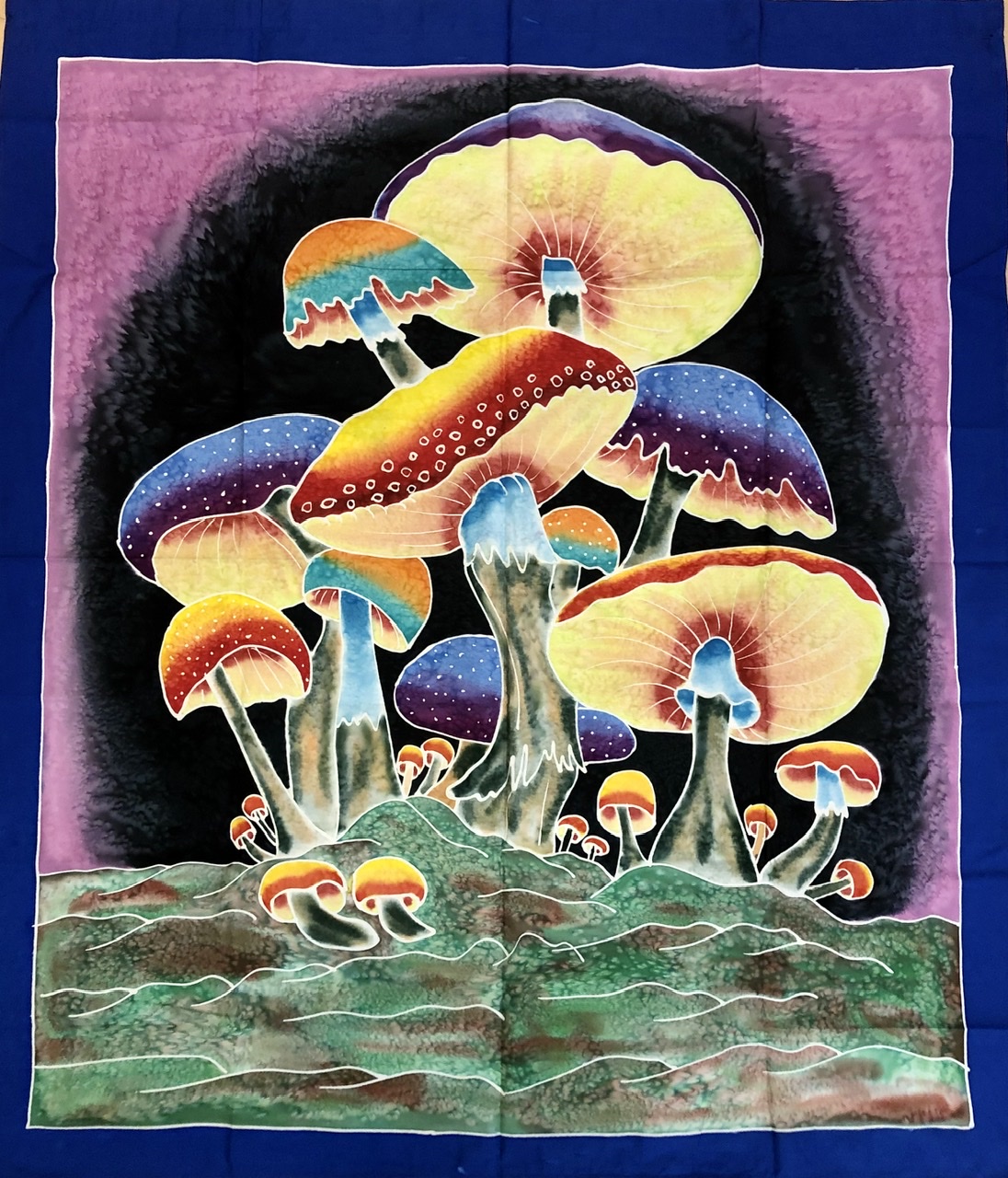 Mushroom Tapestry Small with Blue Border - Click Image to Close