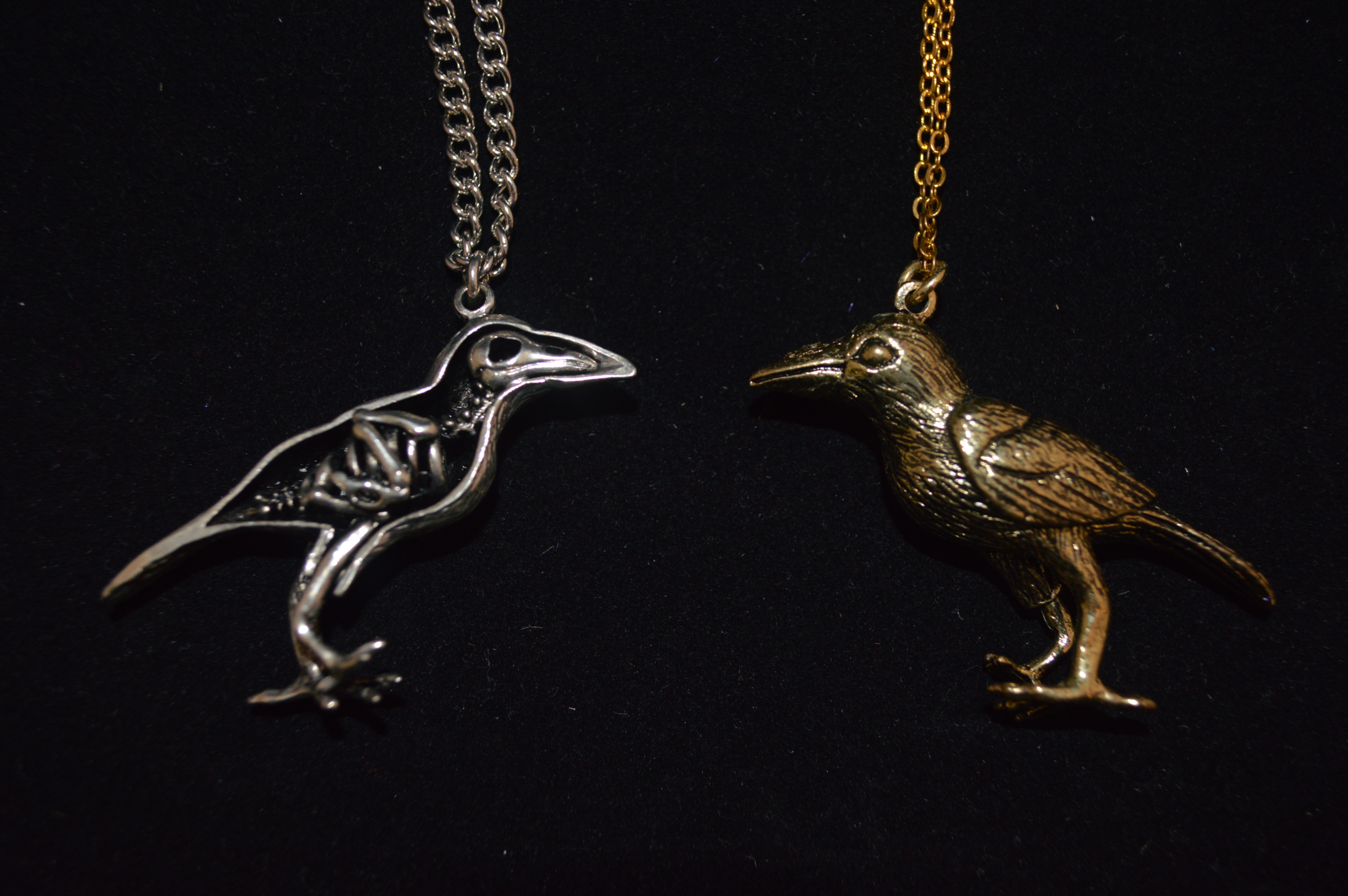 Bird Reversible Anatomical Chain Necklace - Click Image to Close